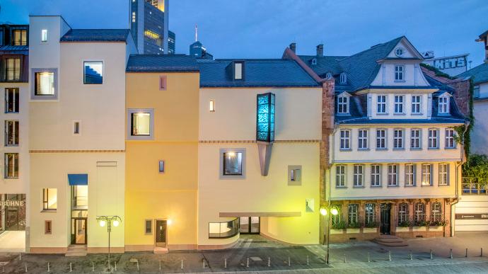 fassade freies deutsches hochstift